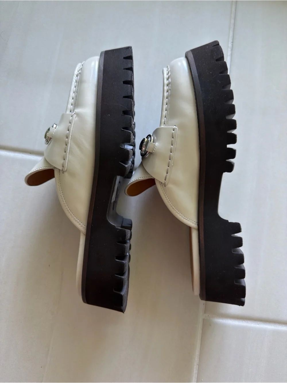 Gucci Cream Leather Horsebit Backless Loafers